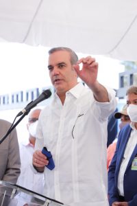 Presidente Luis Abinader inaugura moderna Unidad de Quimioterapia en hospital HGENSA de Higüey